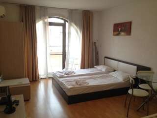 Апарт-отели ApartComplex Amara Sunny Beach Солнечный Берег Номер-студио с балконом (для 2 взрослых)-7